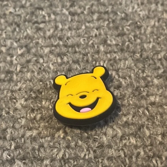 Disney 4 Pack Winnie The Pooh Jibbitz charms For Boys or Girls Crocs & Shoes - Picture 4 of 12